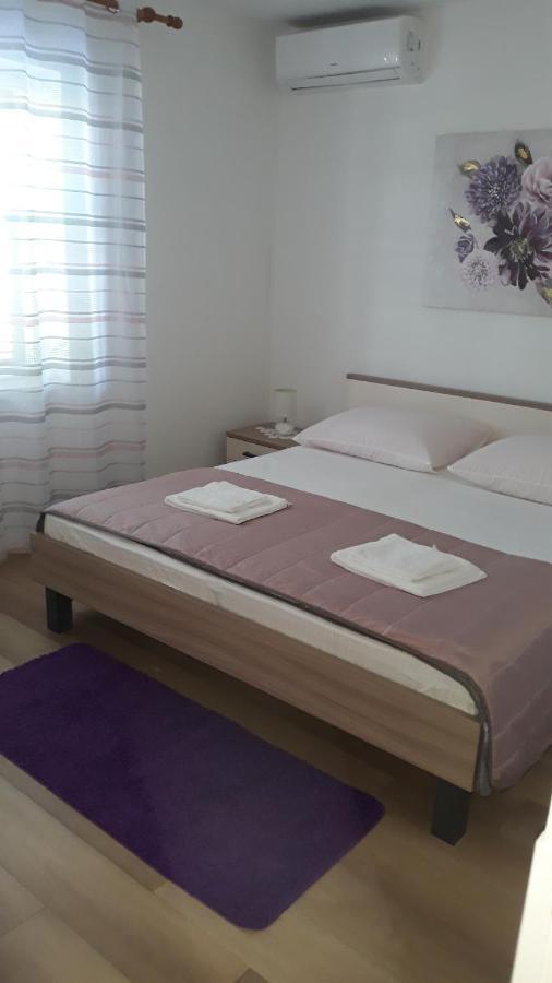 דוברובניק Mini Apartment Petra - Rooms Purple & Green With Kitchen And Garden מראה חיצוני תמונה