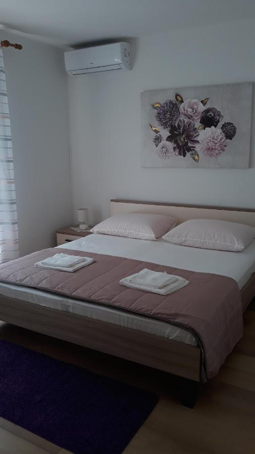 דוברובניק Mini Apartment Petra - Rooms Purple & Green With Kitchen And Garden מראה חיצוני תמונה