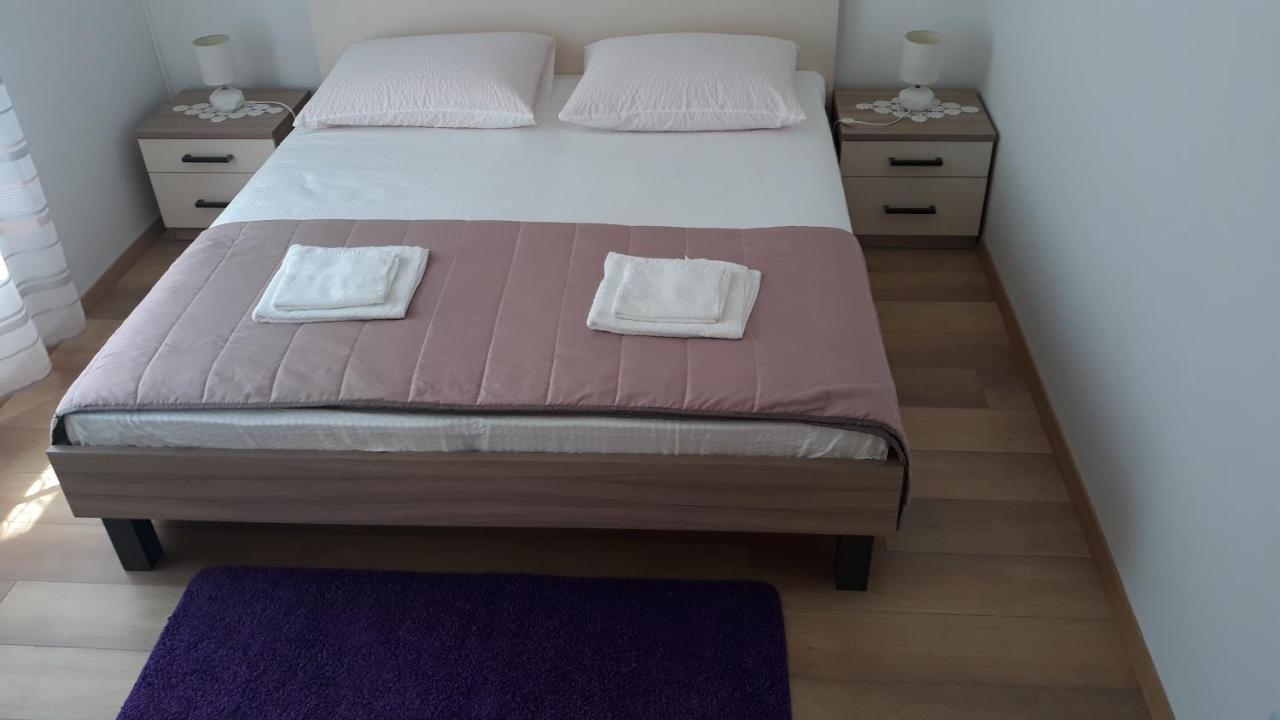 דוברובניק Mini Apartment Petra - Rooms Purple & Green With Kitchen And Garden מראה חיצוני תמונה