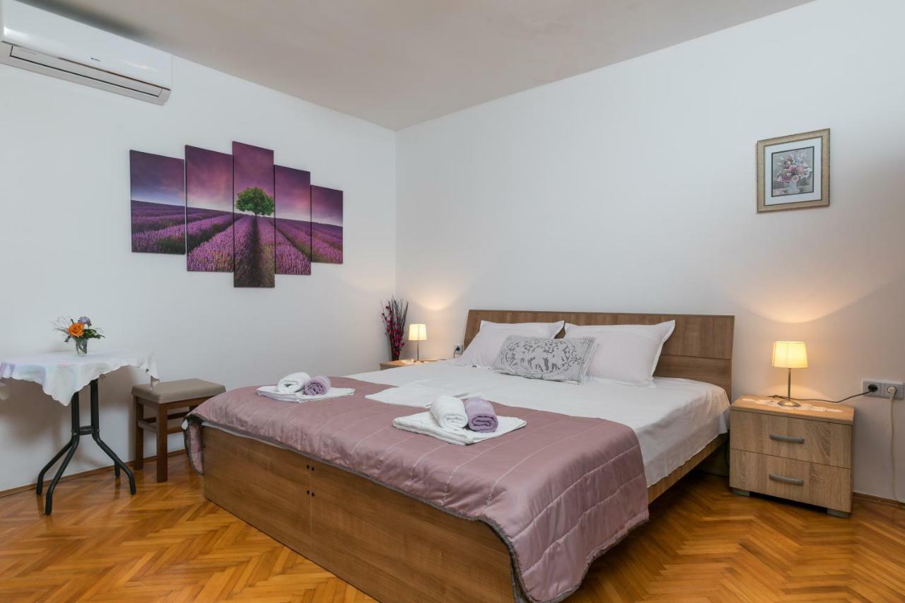 דוברובניק Mini Apartment Petra - Rooms Purple & Green With Kitchen And Garden מראה חיצוני תמונה